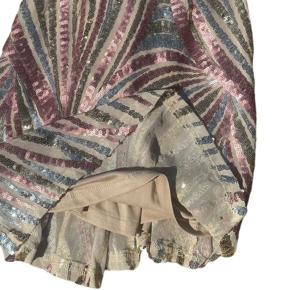 Selfie Leslie Karma Long Sleeve Keyhole Back Pink & Gold Sequin Dress Size XS - Picture 6 of 13